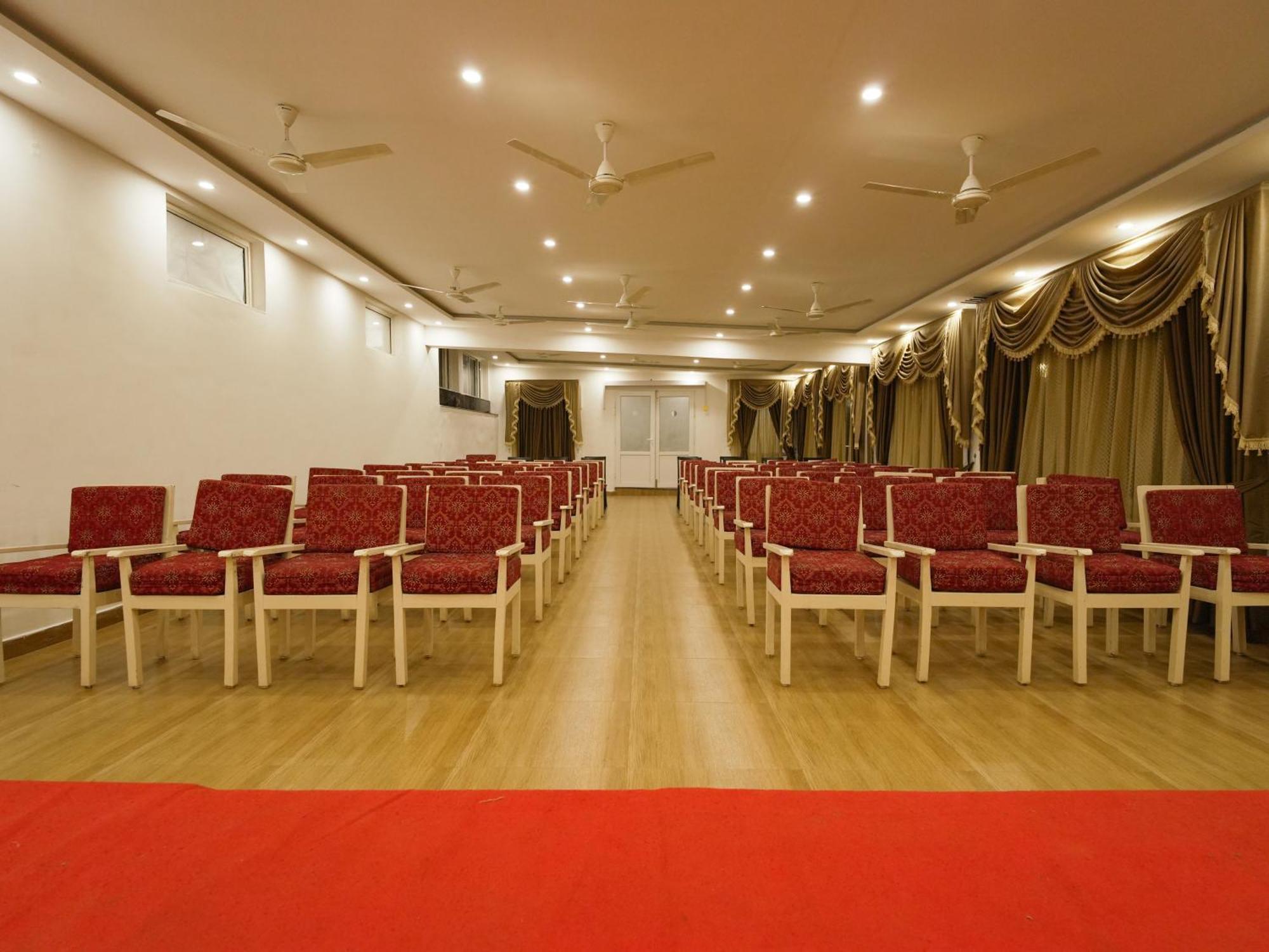 Mgm Whispering Wind'S Yelagiri Hotel Bagian luar foto