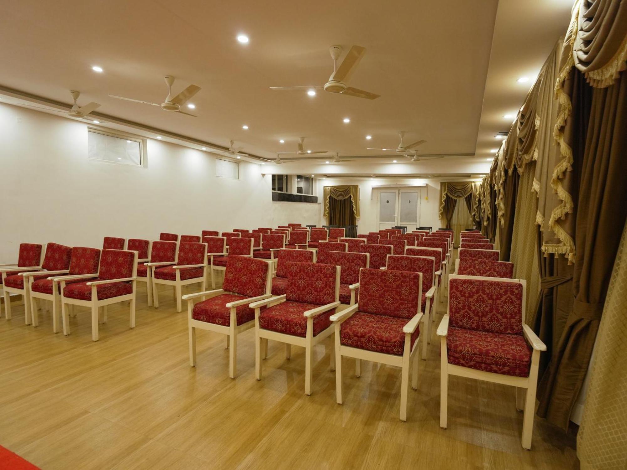 Mgm Whispering Wind'S Yelagiri Hotel Bagian luar foto